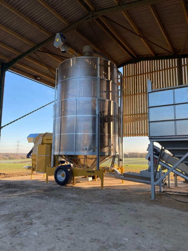 Challenging weather during harvest 23 meant ‘baptism of fire’ for new Mecmar drier