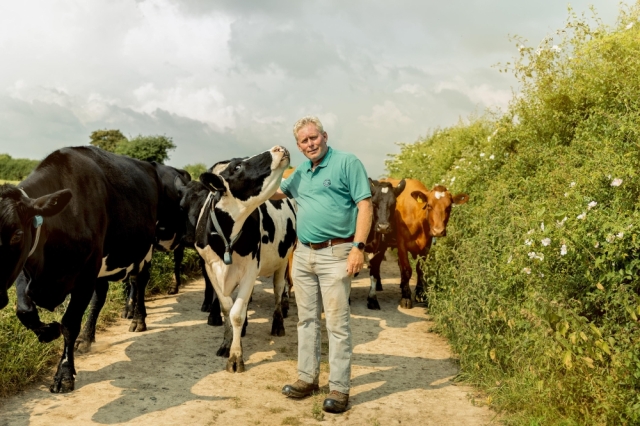 Award winning organic dairy farmers working alongside McArthur BDC to remove soya bean meal from rations. 